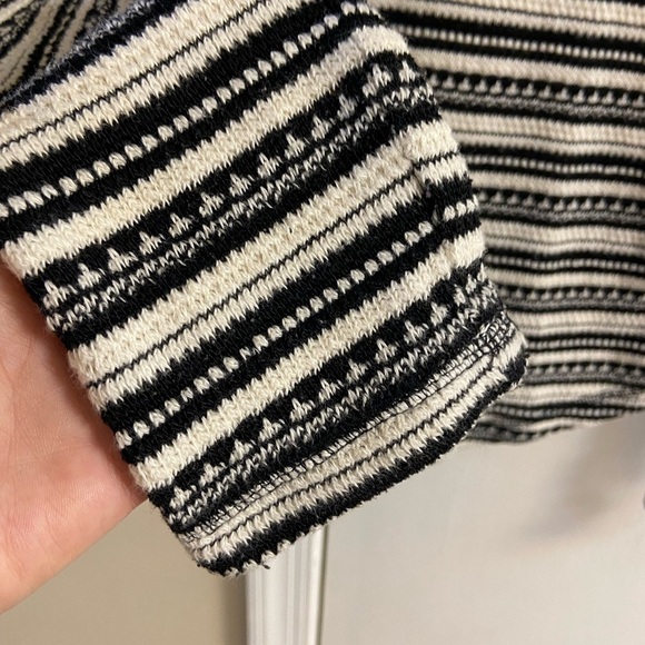 Lucky Brand Henley southwestern knit Medium‎ - Picture 5 of 6